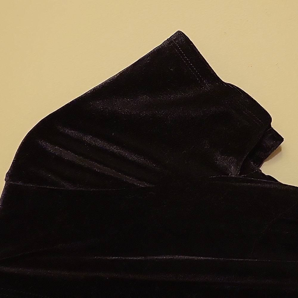 Forever 21 mini party or semiformal wrap black velveteen dress Short Sleeve - Picture 4 of 9